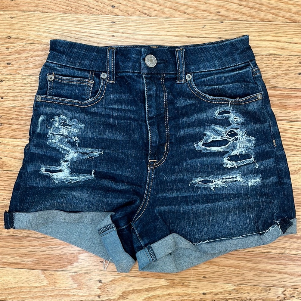 American Eagle Ne(x)t Level Stretch zip fly distressed denim shorts size 2
